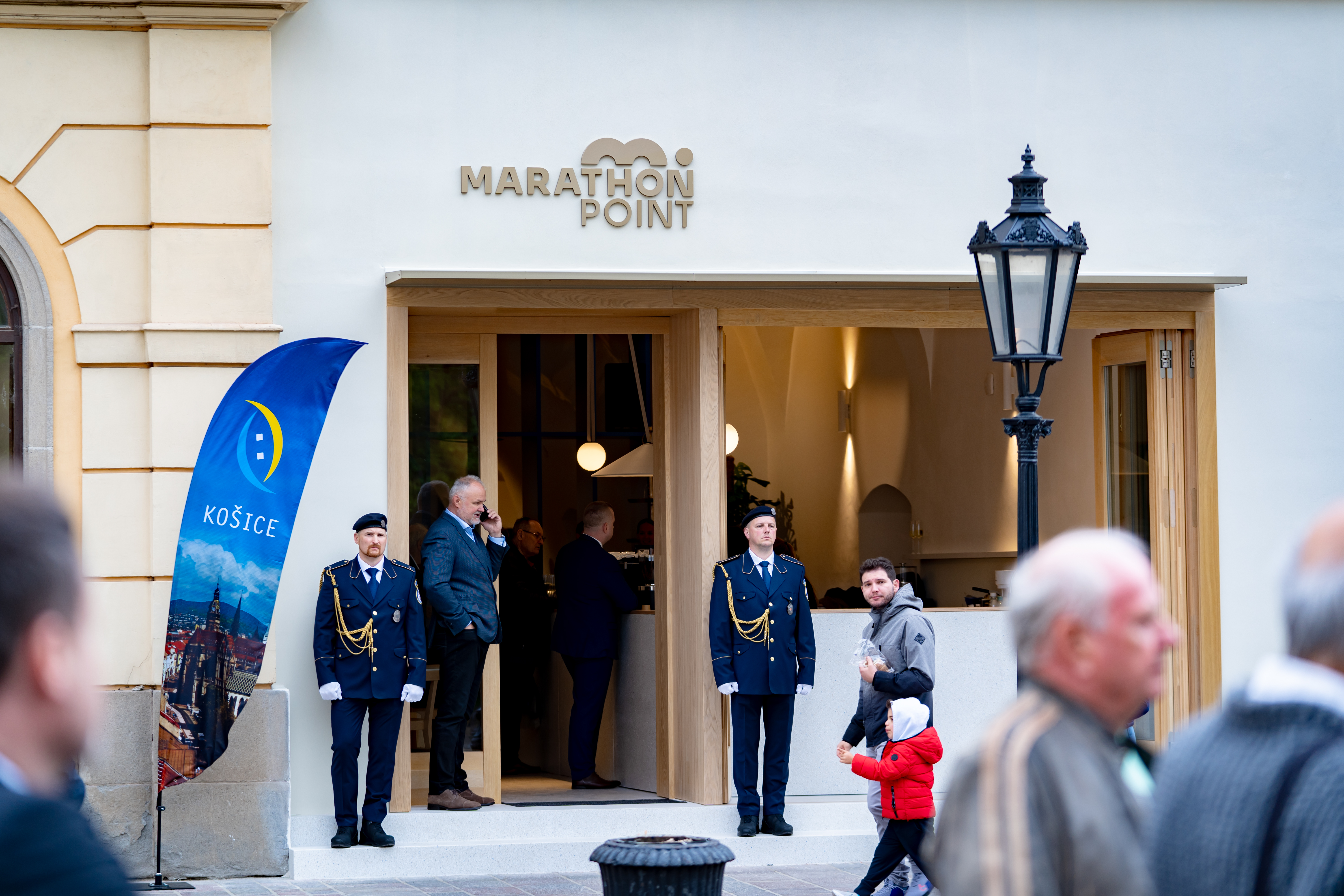 Slavnostne otvorenie stalej expozicie Medzinarodneho maratonu mieru-37
